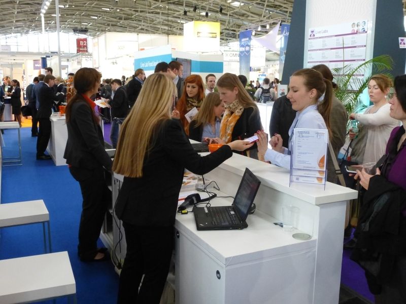 Impressionen von der diesjährigen Analytica, Halle B1/B2 Labortechnik und Career Day. Der Jobvector Career Day auf der Analytica in München.  Weitere aktuelle Bilder und Nachrichten finden Sie auf unserer Landingpage zur Analytica, in unserem Visitorguide zur Messe oder in den kommenden Tage auch auf der Bildergalerie-Übersichtsseite (Bild: Back/LABORPRAXIS)