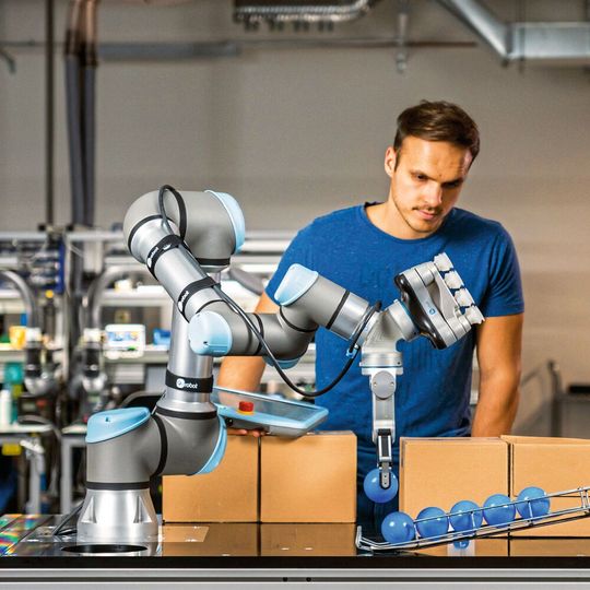 Die OnRobot Robotergreifer lassen sich problemlos in bereits bestehenden Produktionskonfiguration einbinden. (Bild:  OnRobot)