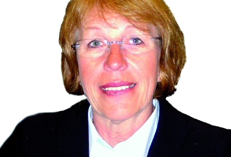 „Die zweite Ausbaustufe des automatischen Kleinteilelagers wird uns den gewohnten 24-Stunden-Inhouse-Durchlauf wieder ermöglichen“, ist Firmenchefin Angelika Reichelt überzeugt. Bild: Schreier (Archiv: Vogel Business Media)
