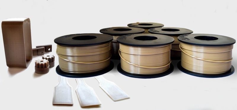 Als erste Aktivität bietet 3D-Druck-Solingen direkt eine Weltpremiere: „Der Live-Druck mitdem Hochleistungspolymer 