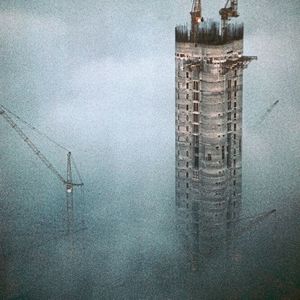 Im Jahr 1968 erfolgte eine Ausschreibung an Architekten, ihre Visionen für ein neues Bürogebäude in München zu präsentieren. Der Siegerentwurf kam von Karl Schwanzer, der so zum geistigen Vater des Bauprojekts wurde.(Bild:  BMW)