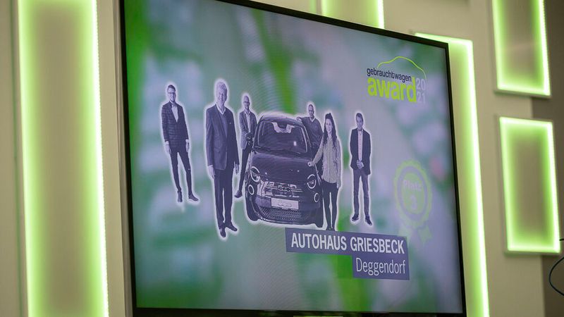 Der dritte Platz ging an das Mehrmarken-Autohaus Griesbeck in Deggendorf. (Stefan Bausewein)