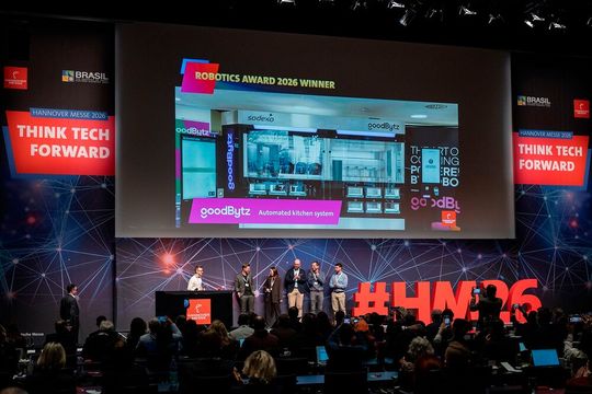 Der Robotics Award 2026 geht an Goodbytz, für seine Roboterküche. (Bild:  Deutsche Messe)