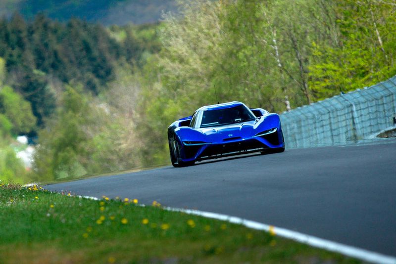 Das Kleinserienfahrzeug toppte seine selbst aufgestellte Rundenbestzeit für E-Fahrzeuge auf dem Nürburgring um 19 Sekunden ... (Next EV)