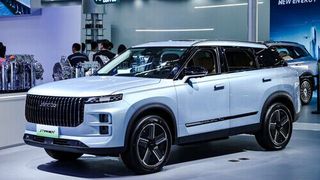Jaecoo 7, ein SUV für eine jüngere Zielgruppe, erhältlich als Benziner oder Plug-in-Hybrid. (Bild: Autoren-Union Mobilität)