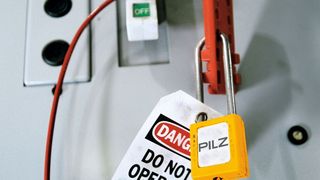 Lock Out Tag Out ist die systemische Trennung von Maschinen sowie die Sicherung gegen Wiederanlauf. Zum LoTo-System gehören darüber hinaus die Entwicklung von Verfahren zur Maschinentrennung im Rahmen spezifischer Aufgabenstellungen sowie die Schulung von Maschinenbedienern. (Pilz GmbH & Co. KG)