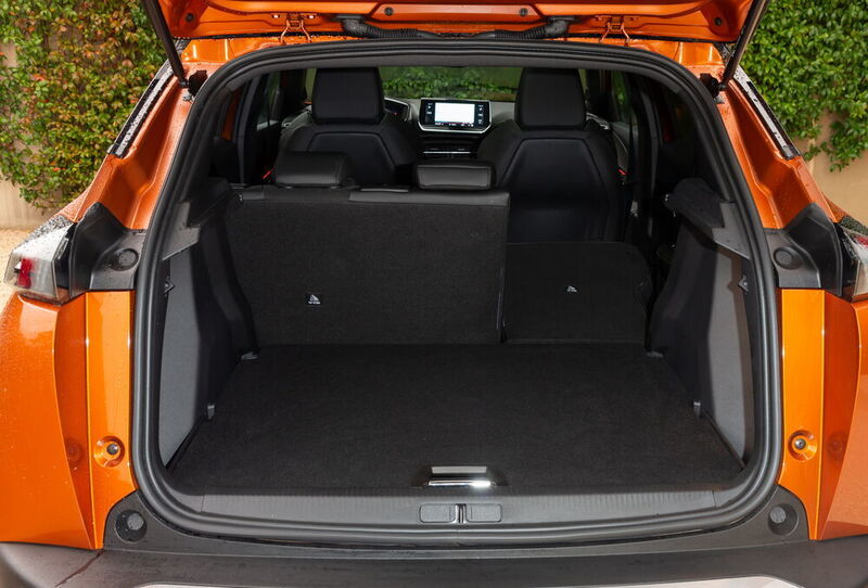 Das Kofferraumvolumen des neuen Peugeot 2008 lässt sich von 434 auf 1.467 Liter erweitern. (Peugeot)