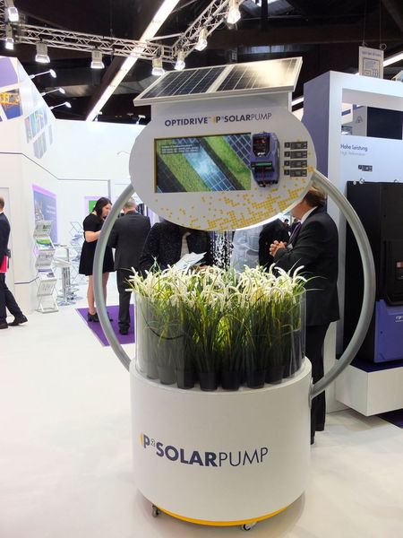 Mehr als 1600 Aussteller präsentieren auf der SPS IPC Drives 2017 alle Komponenten der elektrischen Automatisierung bis hin zu kompletten Systemen und integrierten Automatisierungslösungen. (Schreier)