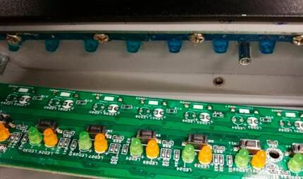 Reparatur von Tastaturen mit lichtdurchlässigem Material  (Ford)