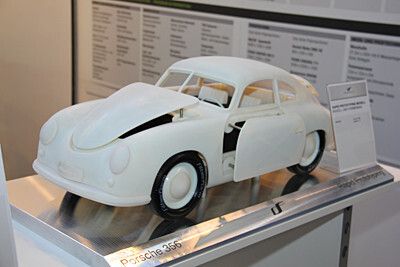 ...und Silberform zeigt Fahrzeugdesign vom nackten Prototypen bis zum ... (Bild: Sonnenberg)