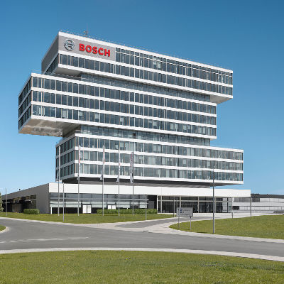Innovationsstandort Renningen: Der Forschungscampus Renningen ist ein wichtiger Knoten im weltweiten Forschungs- und Entwicklungsnetzwerk mit 55.800 Mitarbeitern. (Bild: Bosch)