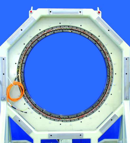 Das Lager für die Computertomographie erreicht Drehzahlen von 300 min-1 bei einer Geräuschentwicklung, die laut Hersteller kleiner als 60 db(A) ist.  Bild: Franke (Archiv: Vogel Business Media)
