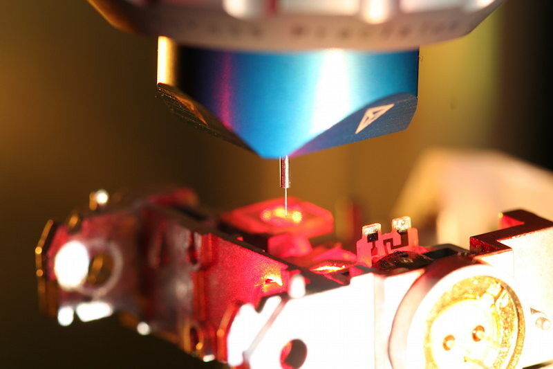 Machine à mesurer tridimentionnelle ayant une précision d'une centaine de nanomètres. (Image: XPress Precision Engineering)