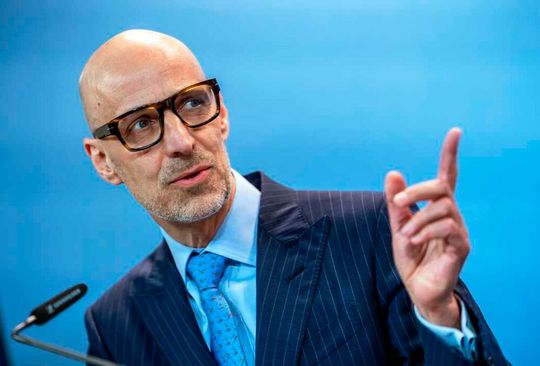 Der BDI-Präsident, Peter Leibinger, sprach im Rahmen der Hannover Messe unter anderem davon, dass Angesichts des Iran-Krieges der europäischen und deutschen Wirtschaft der Kragen eng werden kann. Doch speziell in Deutschland liegt das Problem ganz woanders ...(Bild:  dpa / M. Kappeler)