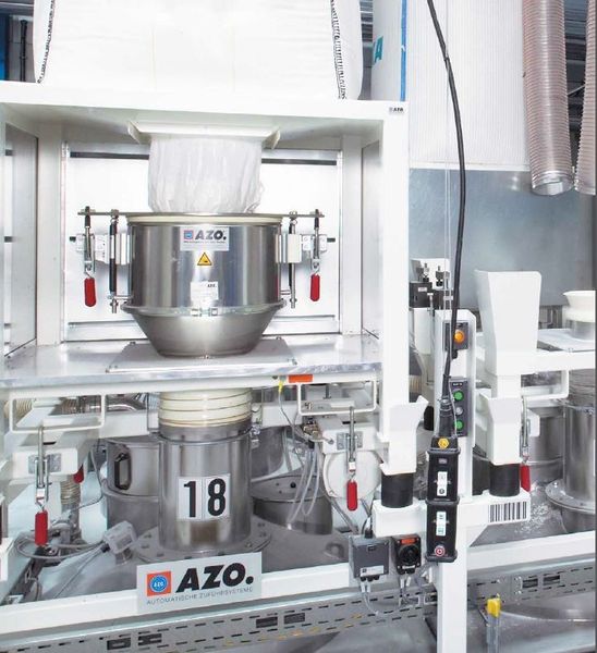 Dust-free docking of bags and reliable discharge of free-flowing bulk solids (Picture: AZO)