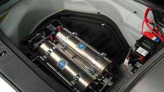 Ammoniak-Patronen statt Adblue-Tank: Bluefit von Faurecia. (Faurecia)