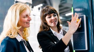 Handvenenscanner als Kontrollmechanismus (© Zabag)