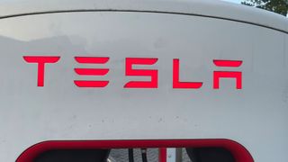 Tesla bekommt einen neuen Finanzchef. (Bild: Grimm)