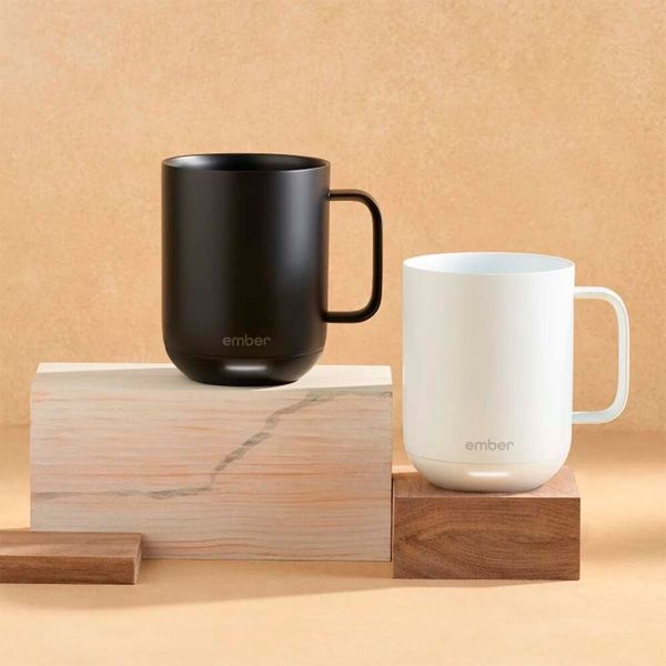 Für 119,95 Euro bleibt der Kaffee immer auf der gewünschten Temparatur, denn hier handelt es sich um eine Tasse von Ember, bei der sich die Temperatur per Smartphone-App einstellen lässt. (Radbag)
