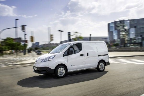 Der elektrische Kleintransporter Nissan e-NV200 verbindet das Beste aus zwei Welten (Nissan)