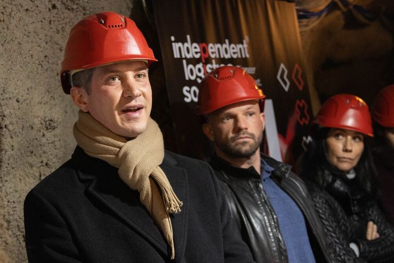 Dr. Berndt Jesenko, MSc (FH Campus, stv. Studiengangsleitung) und Philipp Trummer, MSc ( ITanic GmbH, CEO & Founder). (Bild: Nikolaus Hofmann/ILS365 )