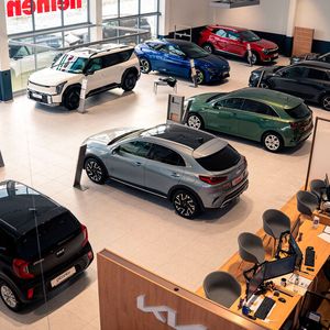 Der umgebaute Kia-Showroom in Menden(Bild:  Heinen)