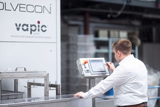 Vapic präsentiert auf der AMB 2026 sein Portfolio für die industrielle Teilereinigung – von Sonderanlagen über Lohnreinigung bis hin zu Reinigungschemie für unterschiedliche Fertigungsanforderungen.(Bild:  vapic)