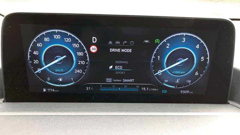 Zudem waren wir die meiste Zeit im Eco-Modus unterwegs. Daneben gibt es noch einen Sport- und einen Normal-Modus. (Bild: Wolfgang Michel – VCG)