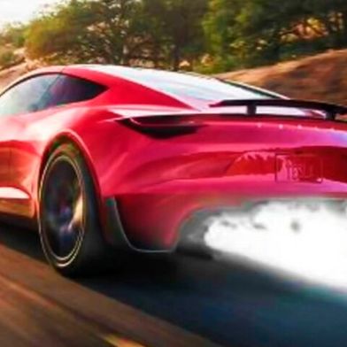 Tesla has now put the new Roadster through its paces; it runs on cold-gas engines (picture). A version called the Rocket Roadster can even fly. At the same time, Porsche has unveiled its vision of the future for the first time: the Mission S supercar. Read more about all of this here... (Image: Tesla)