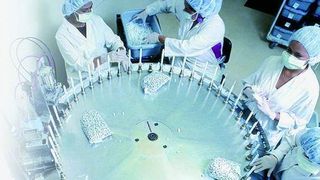 Regelmäßige GMP-Schulungen müssen sein.  (Bild: Maas & Peither)