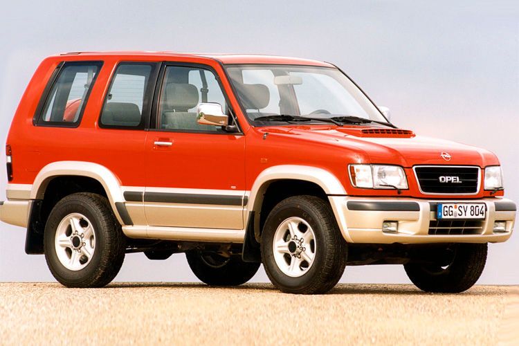 Die Auswahl scheint dabei eher dem Zufallsprinzip zu folgen, doch die Empörung schlug hohe Wellen, das Markenimage von Suzuki blieb lange beschädigt, während Isuzu komplett verschwand. (Foto: Opel)