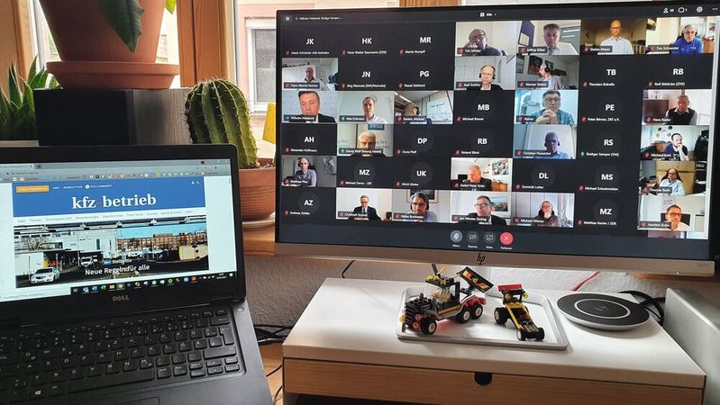 An der virtuellen Tagung der Bundesfachgruppe wirkten gut 50 Teilnehmer mit. Auf der Tagesordnung stand neben der Neuwahl des Vorsitzenden unter anderem die AÜK. An der virtuellen Tagung der Bundesfachgruppe wirkten gut 50 Teilnehmer mit. Auf der Tagesordnung stand neben der Neuwahl des Vorsitzenden unter anderem die AÜK.