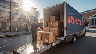 Mit dem neuen Service „CTL Collect“ können erstmals auch Sendungen von Privathaushalten abgeholt werden. (Bild: CTL/mithilfe einer KI erzeugt)