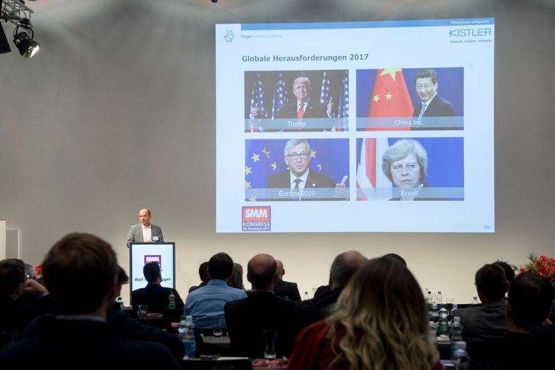 Rolf Sonderegger, CEO Kistler Group, erläuterte welche Megatrends für die Kistler Group relevatn werden und wie das Unternehmen darauf reagieren wird. (Thomas Entzeroth)