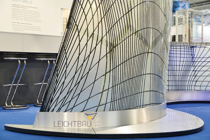 Hybrider Leichtbauweise	 Der Messepavillon der Leichtbau BW auf der Hannover Messe 2014 ist natürlich in Leichtbauweise gebaut. (Bild: Leichtbau BW)