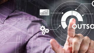 Bei der Wahl eines geeigneten Logistik-Outsourcing-Anbieters und einer dazu passenden Strategie haben Unternehmen viele Möglichkeiten. Wir zeigen Ihnen, worauf es dabei ankommt! (©photon_photo - stock.adobe.com)