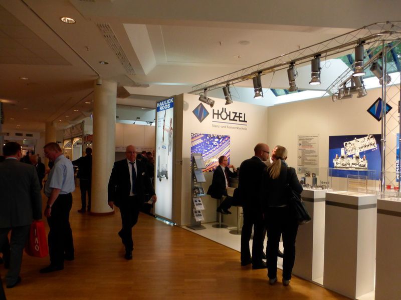 Impressionen der Stanztec 2016 in Pforzheim. (Finus)