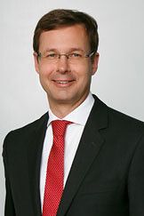 Markus Beumer, Mitglied des Vorstands der Commerzbank: „Wenngleich die Dynamik der Vergangenheit zunächst nicht mehr erreicht werden dürfte, wird das Wachstum der Emerging Markets doch auch künftig über jenem reiferer Staaten liegen.“ (Bild: Commerzbank)