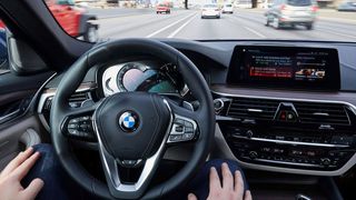 Forscher haben eine Analyse verschiedener BMW-Fahrzeugsysteme durchgeführt. Dabei fanden sie mehr als ein Dutzend Sicherheitslücken. (BMW)