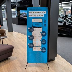 Die vielen digitalen Angebote von Sternpartner bilden sich überall im Unternehmen ab. Ob mit der Werbung für das neue Kundenportal, oder ...(Bild:  Rosenow – VCG)