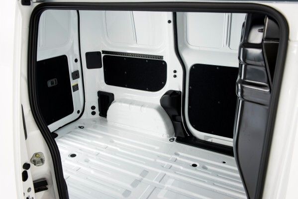 Der elektrische Kleintransporter Nissan e-NV200 verbindet das Beste aus zwei Welten (Nissan)