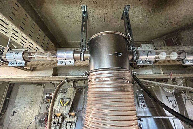 Der Transport von synthetischen Fasern ist eine große Herausforderung. Seilförderer kommen auch mit sich verhakelnden Fasern zurecht.(Bild:  Béton Stone Consulting.)