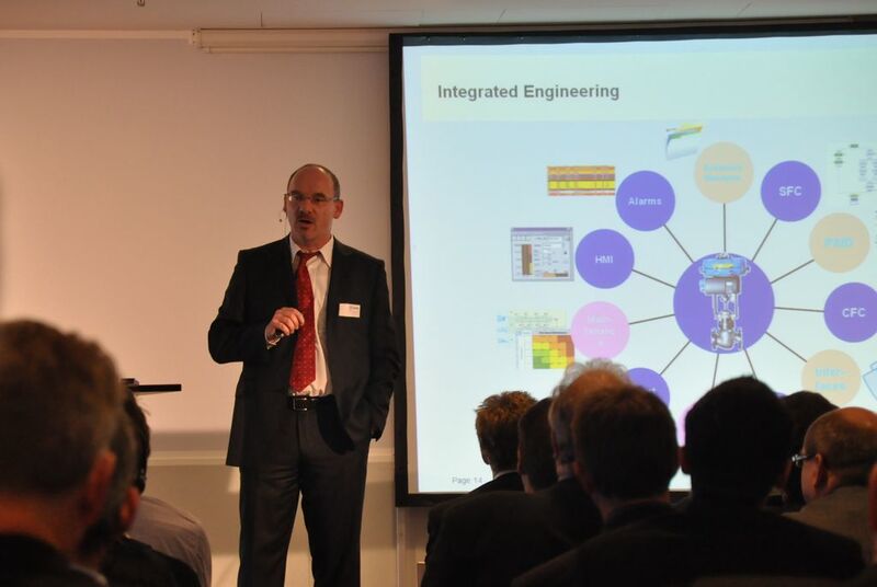 Helmut von Au, Siemens, thematisierte die Implementierung der Digitalen Anlage in der Prozessindustrie.  (Bild: Marion Henig)
