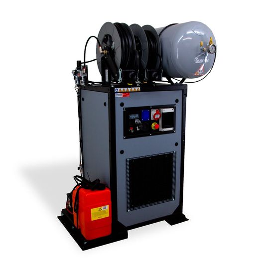 Die neue Haweka BOX 22-7 stellt auf engstem Raum Druckluft, 400-Volt-Drehstrom und normale 230-Volt-Netzspannung bereit.(Bild:  Haweka Glauchau)