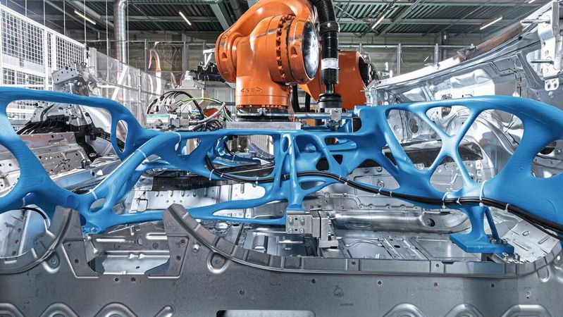 Die BMW Group setzt im Produktionssystem vermehrt auf individuelle Roboter-Greifer aus dem 3D-Drucker und spart damit Zeit und Ressourcen.(Bild:  BMW - Harry Zdera)