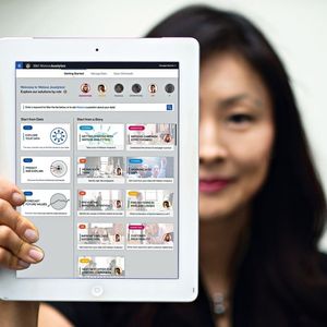 CRM-Systeme können durch KI-Services bei der Kundenanalyse profitieren, hier am Beispiel Watson Analytics.