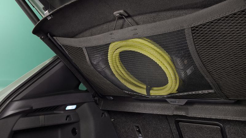 Und natürlich sind wieder diverse Simply-Clever-Ideen zum Verstauen mit an Bord. (Bild: Skoda)
