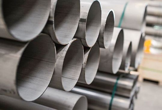 Dpa meldet, dass laut Aussage des Ifo-Instituts mit deutlichen Anstiegen bei den Rohstoffpreisen zu rechnen ist. Denn die Beschaffungskrise mit Blick auf Metalle, Elektronik und Holz habe sich jetzt weiter verschärft.(Bild:  R. Evenge)