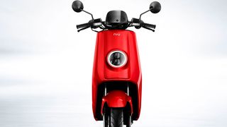 Die Elektrorollermarke Niu ist mit einem ersten Modell jetzt auch auf dem europäischen Markt. (Niu/KSR Group)