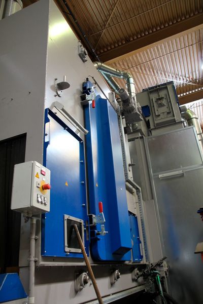 Impressionen von der Agtos-Strahlanlage bei Bot Oberflächentechnik (Itasse)